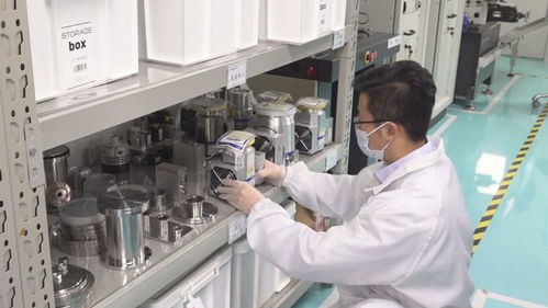 奮戰(zhàn)開(kāi)門(mén)紅丨兔年首個(gè)工作日海淀企業(yè)機(jī)械設(shè)備研發(fā)一線觀察